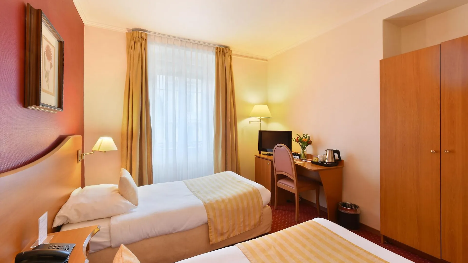 ***  Hotel International & Terminus Cenevre İsviçre