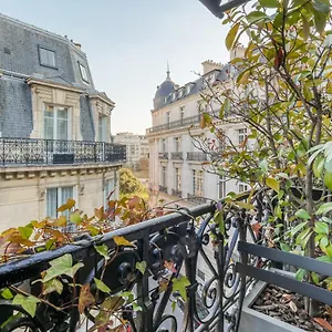 Chalgrin Boutique 4* Paris
